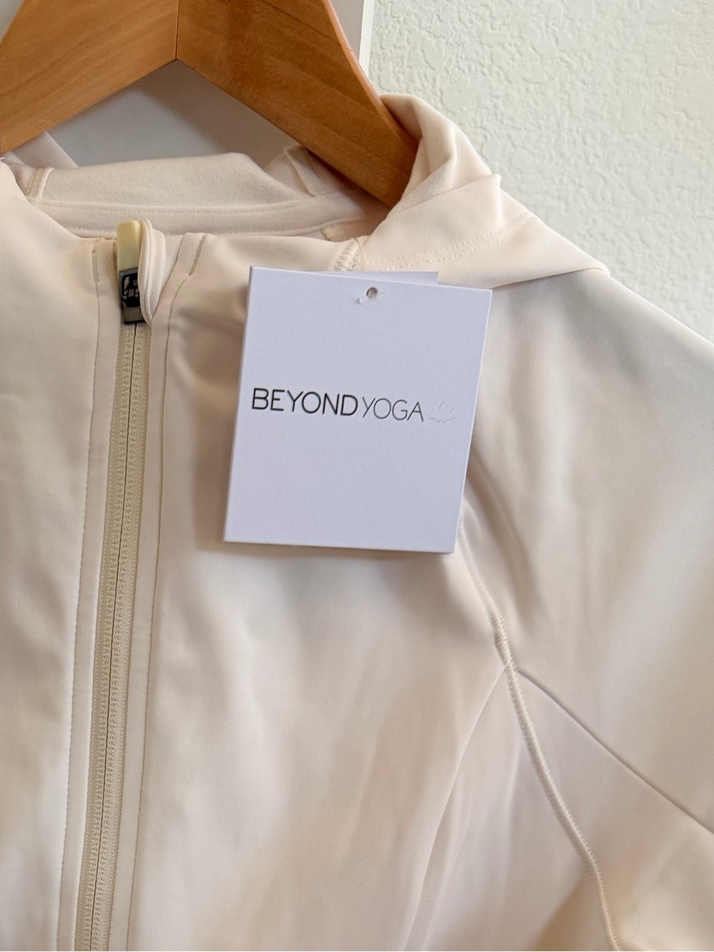 Beyond Yoga Cream Pacer Fleece-Backed Full Zip Jacket